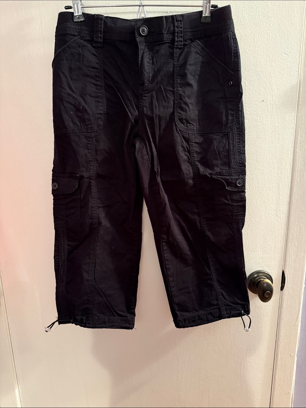 Black Cargo Capri Pants